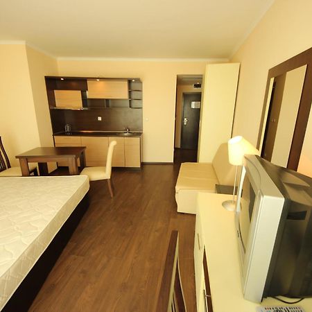 Menada Apartments In Grand Hotel Sveti Vlas Cameră foto