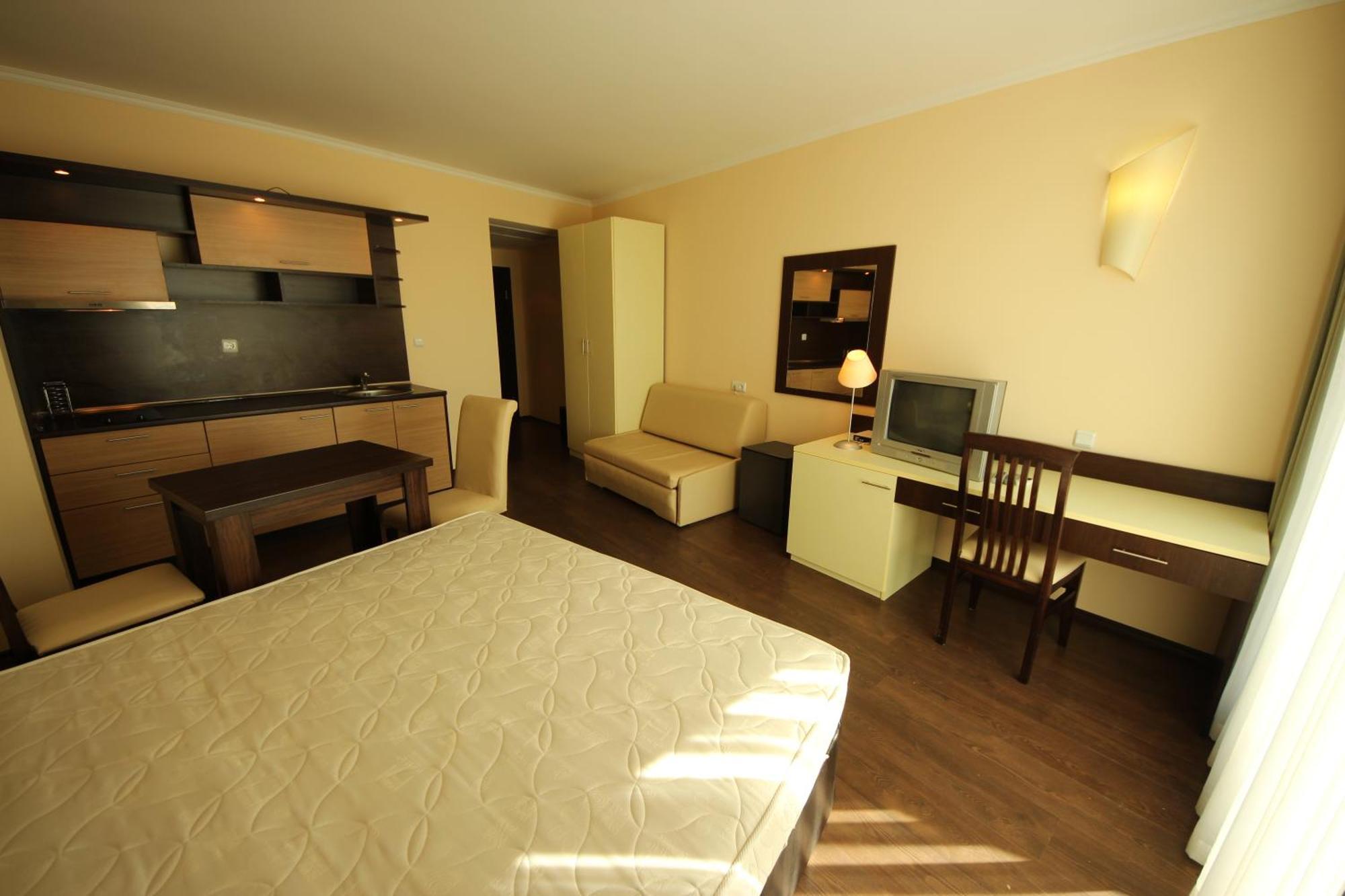 Menada Apartments In Grand Hotel Sveti Vlas Cameră foto