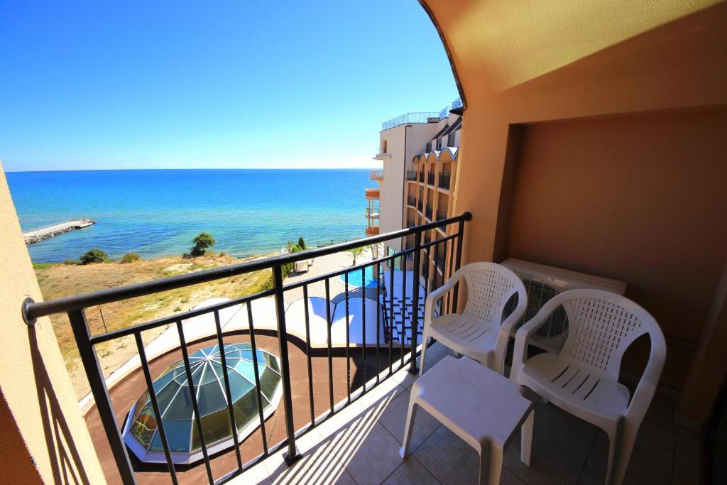 Menada Apartments In Grand Hotel Sveti Vlas Cameră foto